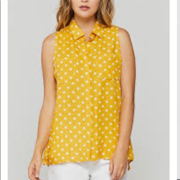 Velvet Heart NWT Yellow Polka Dot Carol Sleeveless Button Up XS - Picture 1 of 15